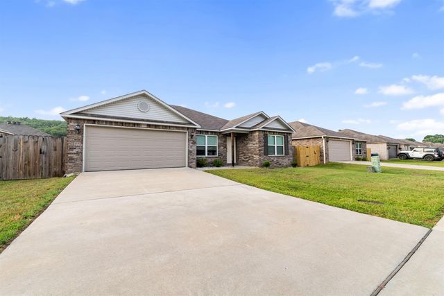 1110 O'Keefe Avenue, Conway, AR 72032