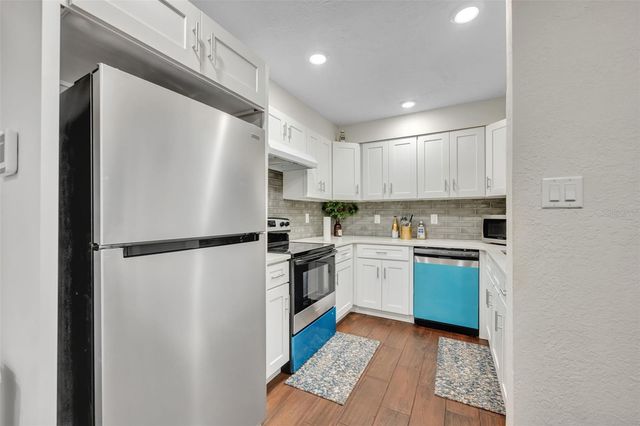 1221 ELINORE DRIVE, Orlando, FL 32808