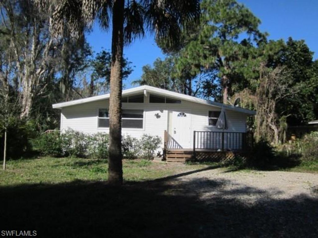 2313 Hunter ST, FORT MYERS, FL 33901 — exterior
