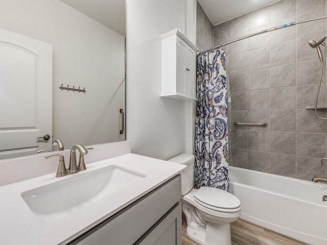 835 Garner Drive, Fate, TX 75087