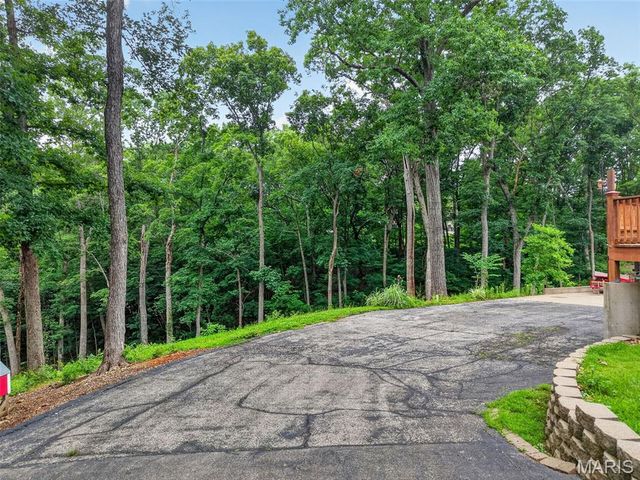 3215 Wild Horse Drive, Foristell, MO 63348