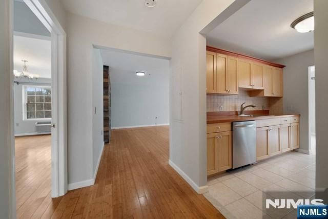 547 Gorge Road 2D, Cliffside Park, NJ 07010