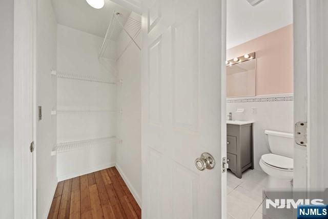 547 Gorge Road 2D, Cliffside Park, NJ 07010