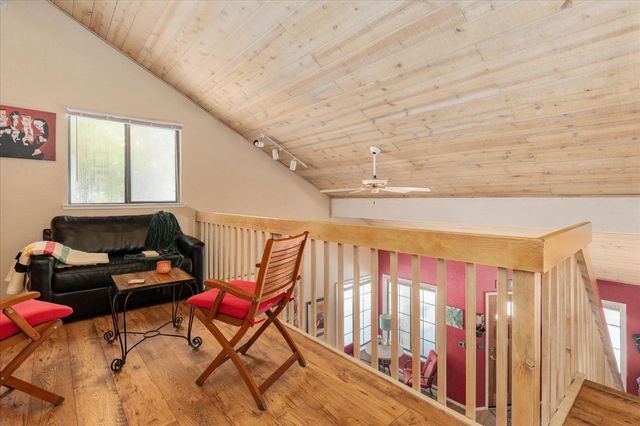 15 Mill Creek Cir, Arnold, CA 95223