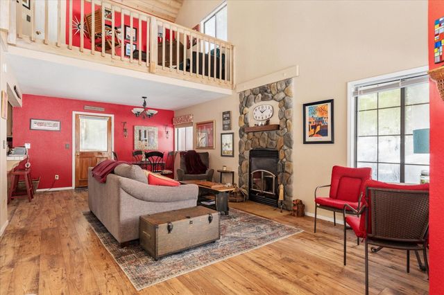 15 Mill Creek Cir, Arnold, CA 95223