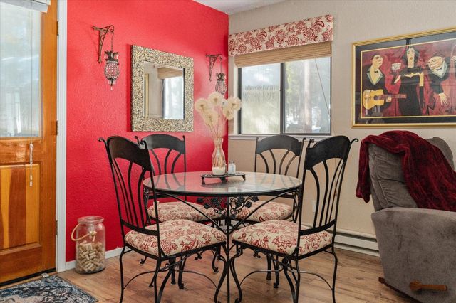 15 Mill Creek Cir, Arnold, CA 95223