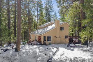 15 Mill Creek Cir, Arnold, CA 95223