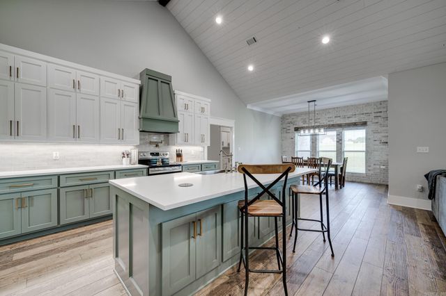 20 Irene Circle, Greenbrier, AR 72058