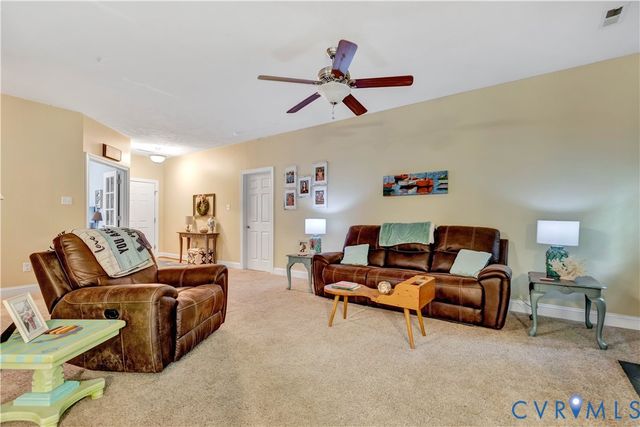 2170 Mandeville Trl, Mechanicsville, VA 23111