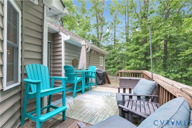 2170 Mandeville Trl, Mechanicsville, VA 23111