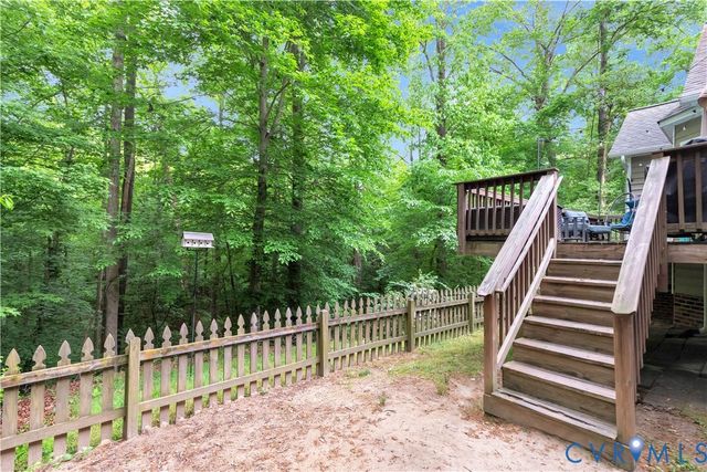 2170 Mandeville Trl, Mechanicsville, VA 23111