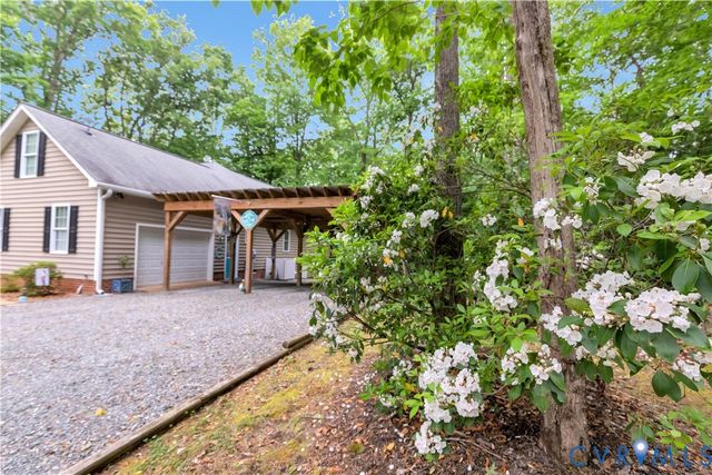 2170 Mandeville Trl, Mechanicsville, VA 23111
