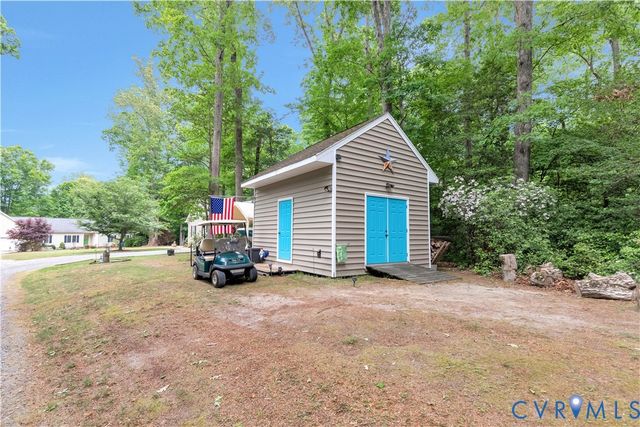 2170 Mandeville Trl, Mechanicsville, VA 23111