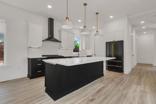 1912 Madison Ave, Austin, TX 78757