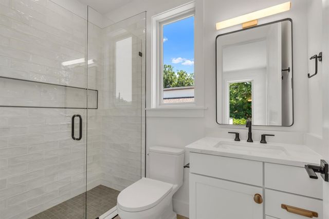 1912 Madison Ave, Austin, TX 78757