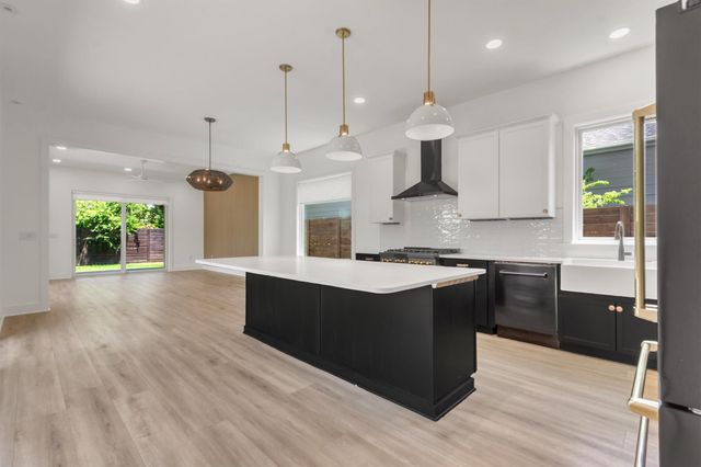 1912 Madison Ave, Austin, TX 78757
