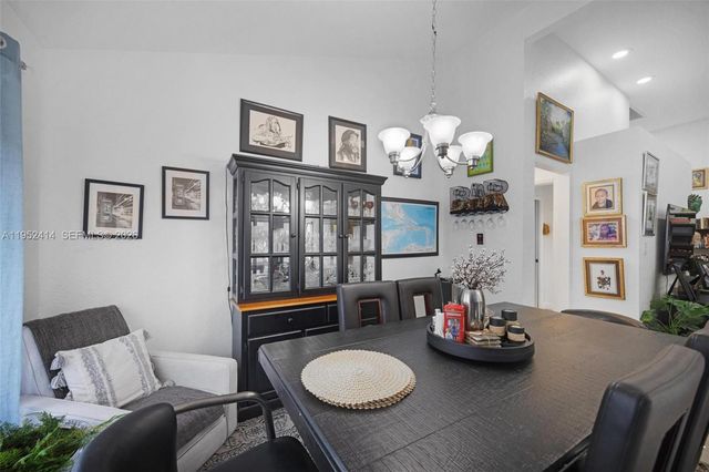 12714 NW 19th Mnr, Coral Springs, FL 33071