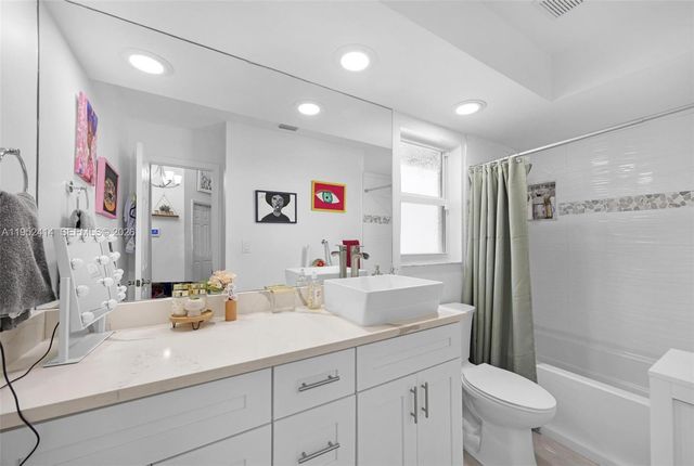 12714 NW 19th Mnr, Coral Springs, FL 33071