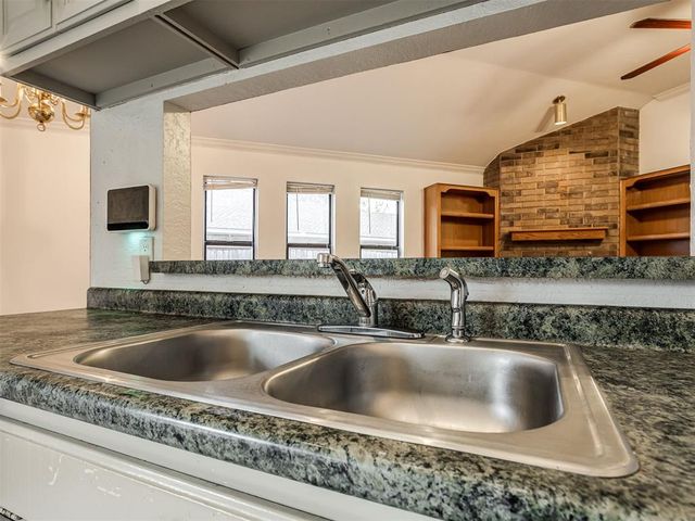 7804 NW 82nd Street, Oklahoma City, OK 73132