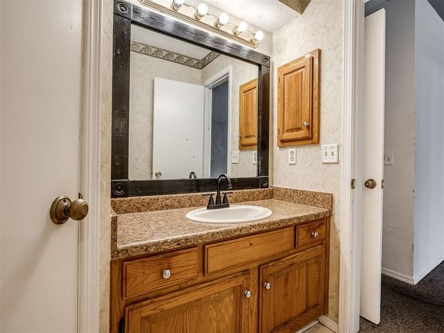 7804 NW 82nd Street, Oklahoma City, OK 73132
