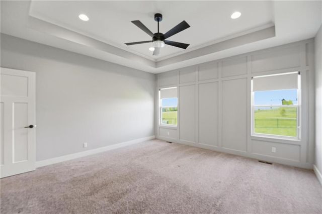 17404 Richards Street, Overland Park, KS 66221