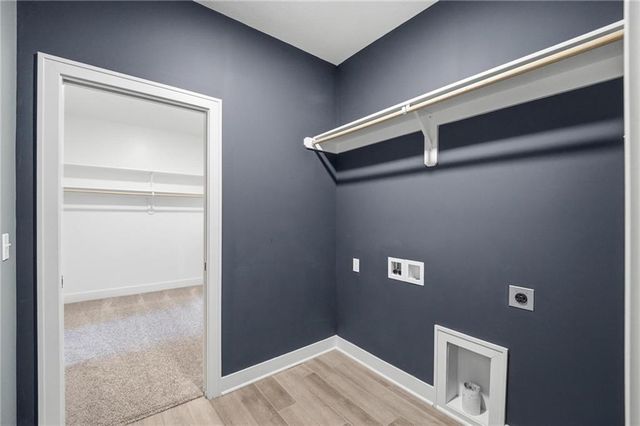 17404 Richards Street, Overland Park, KS 66221