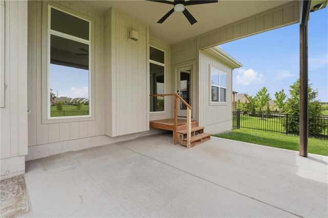 17404 Richards Street, Overland Park, KS 66221