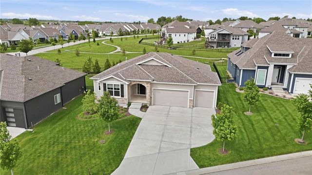17404 Richards Street, Overland Park, KS 66221