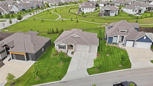 17404 Richards Street, Overland Park, KS 66221