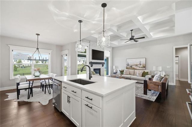 17404 Richards Street, Overland Park, KS 66221