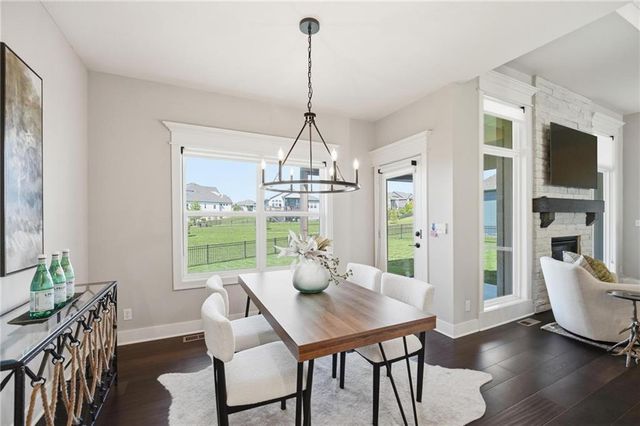 17404 Richards Street, Overland Park, KS 66221