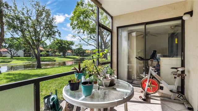 409 Republic Ct 409, Deerfield Beach, FL 33442
