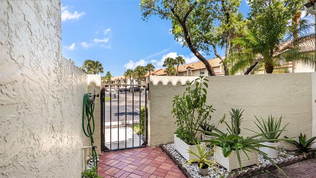 409 Republic Ct 409, Deerfield Beach, FL 33442