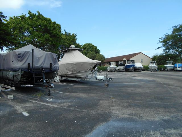 409 Republic Ct 409, Deerfield Beach, FL 33442