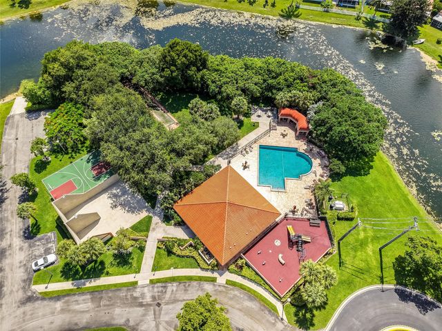 409 Republic Ct 409, Deerfield Beach, FL 33442