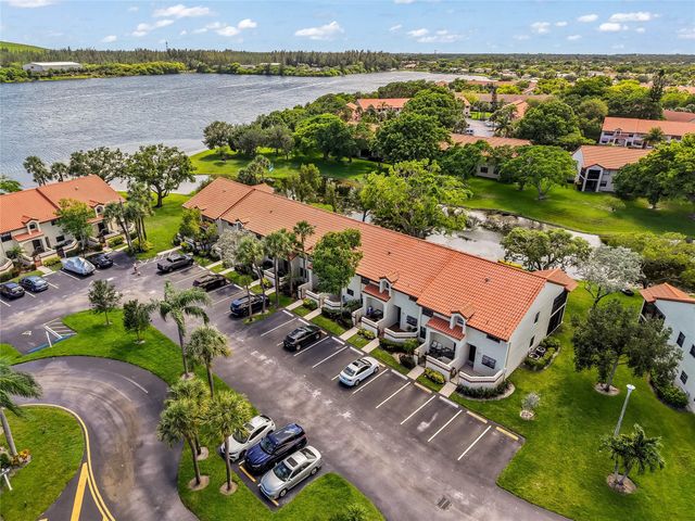 409 Republic Ct 409, Deerfield Beach, FL 33442