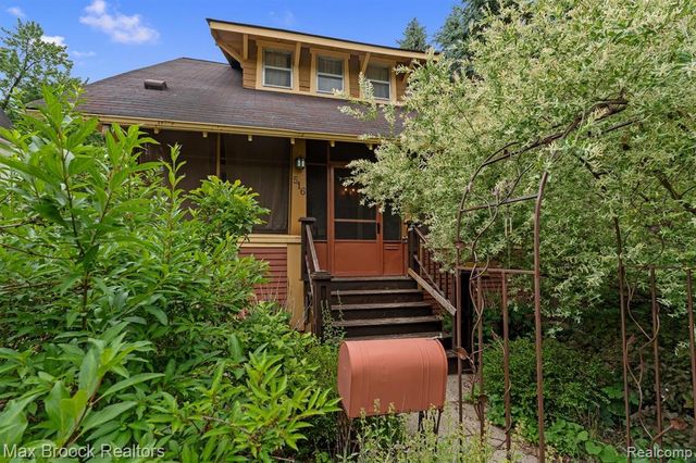 516 S Laurel Street, Royal Oak, MI 48067