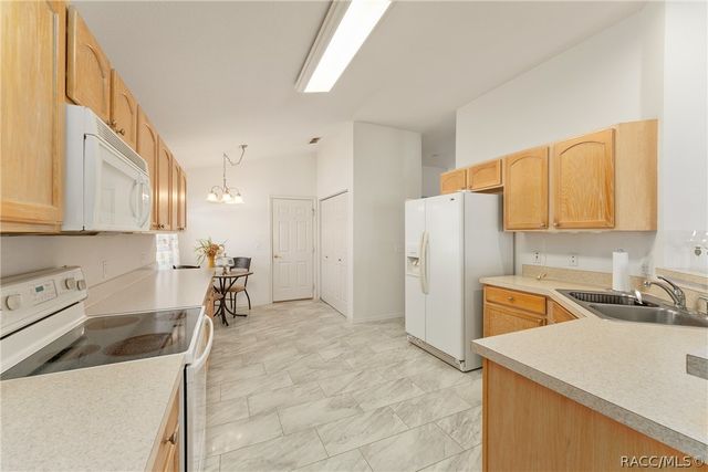 9662 SW 93rd Loop, Ocala, FL 34481