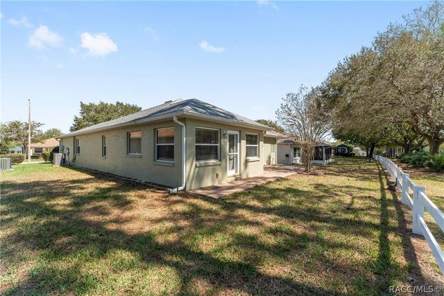 9662 SW 93rd Loop, Ocala, FL 34481