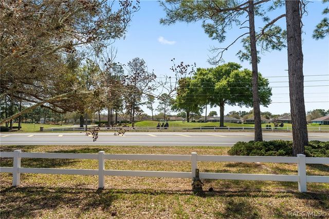 9662 SW 93rd Loop, Ocala, FL 34481