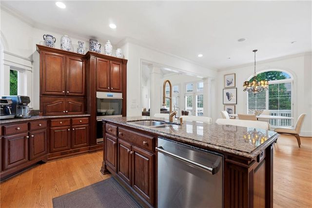 447 Langley Oaks Drive SE, Marietta, GA 30067