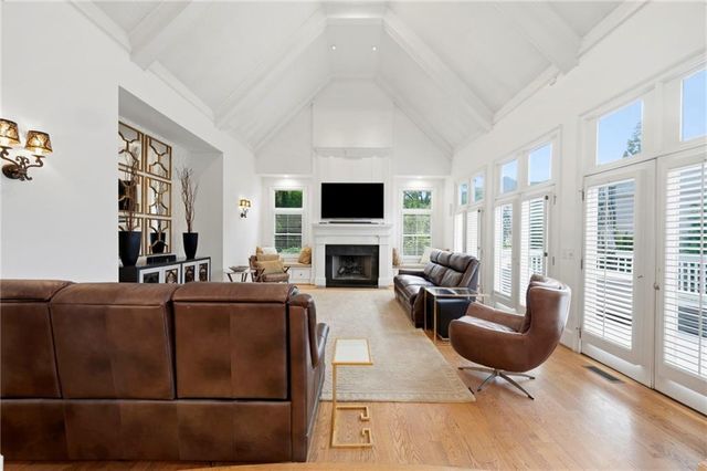 447 Langley Oaks Drive SE, Marietta, GA 30067