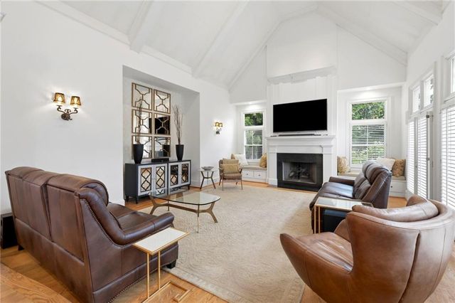 447 Langley Oaks Drive SE, Marietta, GA 30067