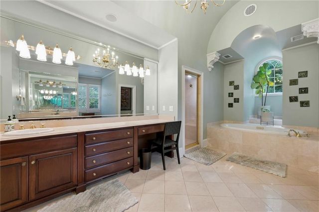 447 Langley Oaks Drive SE, Marietta, GA 30067