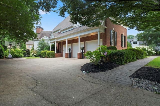 447 Langley Oaks Drive SE, Marietta, GA 30067