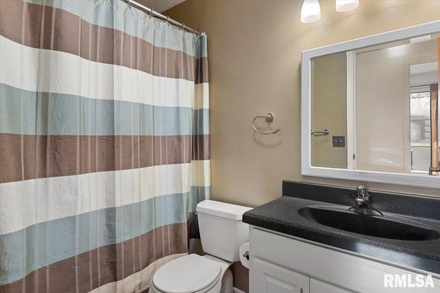 51 Squires Road, Springfield, IL 62704