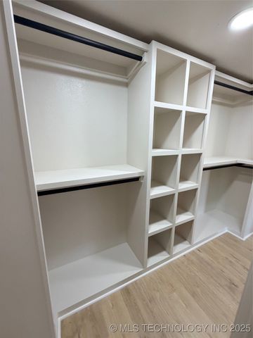 1209 W Ragan Street, Henryetta, OK 74437