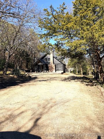 1209 W Ragan Street, Henryetta, OK 74437