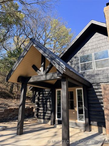 1209 W Ragan Street, Henryetta, OK 74437