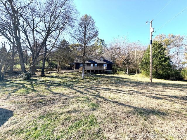 1209 W Ragan Street, Henryetta, OK 74437